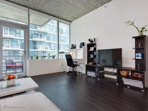 1345 S Wabash Ave, Unit 1007 in Chicago, IL - Building Photo - Building Photo