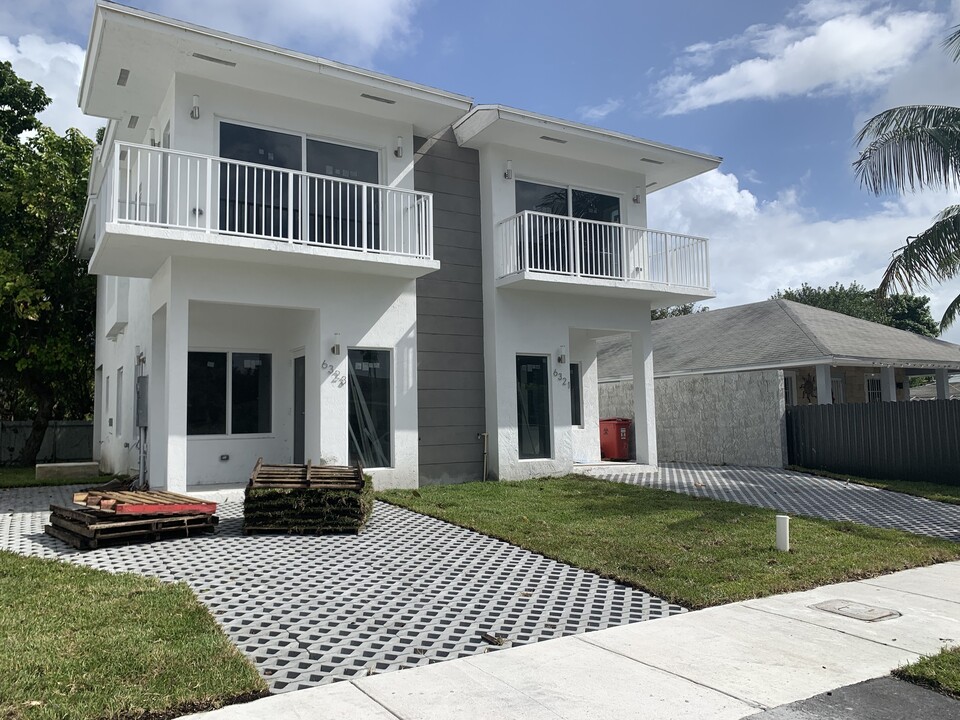 6331 NW 1st Pl in Miami, FL - Building Photo