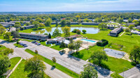 Acclaim at Hinsdale Lake in Willowbrook, IL - Building Photo - Building Photo