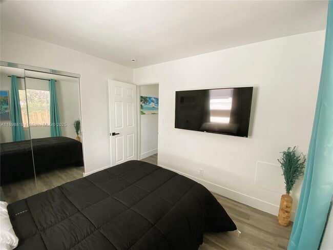 property at 3208 Canal Dr