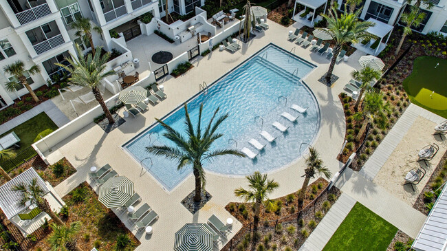 Wilton Palm Coast in Palm Coast, FL - Building Photo - Building Photo