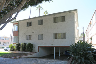 125 Washington Ave in Santa Monica, CA - Foto de edificio - Building Photo