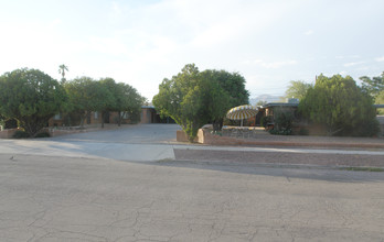 2525-2533 E Edison St in Tucson, AZ - Building Photo - Building Photo