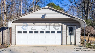 1108 Lone Oak Rd in Paris, TN - Building Photo - Building Photo