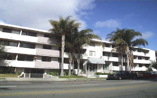 The Fulton in Sherman Oaks, CA - Foto de edificio - Building Photo