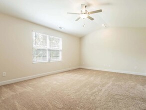 6917 Thalweg Dr in Raleigh, NC - Building Photo - Building Photo