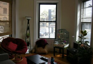 585 Beacon St in Boston, MA - Foto de edificio - Building Photo