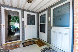 105 Mulberry Cove in Mount Laurel, NJ - Building Photo - Building Photo