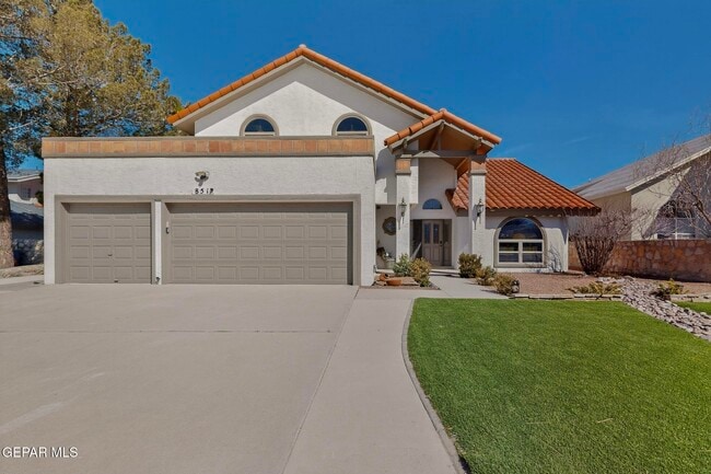 property at 851 Dulce Tierra Dr