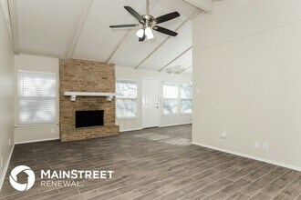 1031 Mercer Dr in San Antonio, TX - Foto de edificio - Building Photo