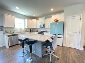5499 Rosser Pittman Rd in Sanford, NC - Building Photo - Building Photo