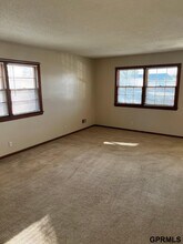 13224 Montclair Dr in Omaha, NE - Foto de edificio - Building Photo