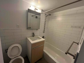 62-60-62-99 99th St in Queens, NY - Building Photo - Building Photo