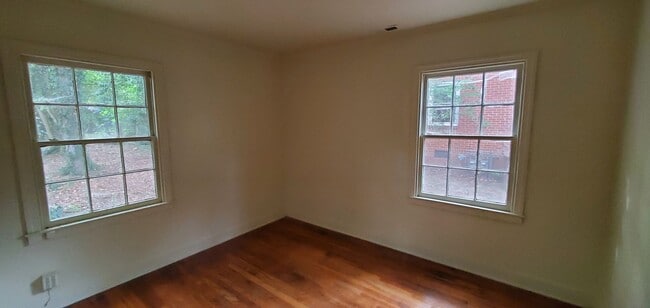 1303 Whilden Pl in Greensboro, NC - Building Photo - Building Photo