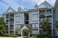 Building Exterior - Jefferson Arbors At Broadlands Apartments in Ashburn, Virginia