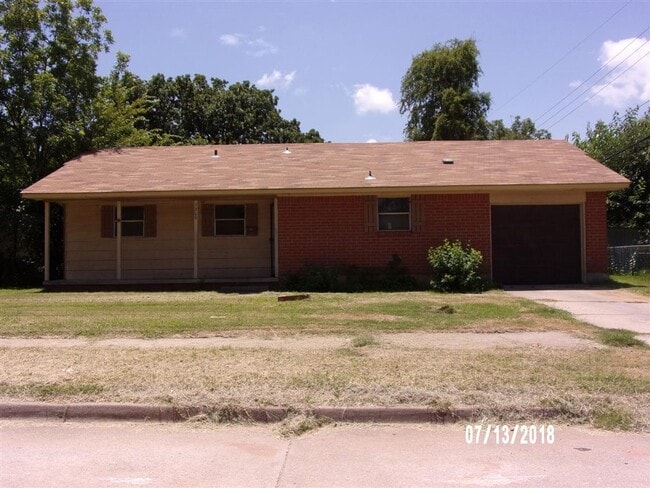 property at 1308 Hickory Ln