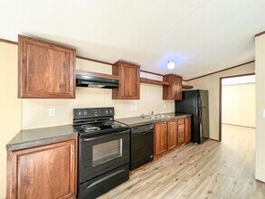 1166 Ramble Hills in Canyon Lake, TX - Building Photo - Building Photo