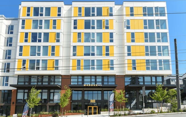 Mt Baker The Maddux Apartments in Seattle, WA - Foto de edificio - Building Photo