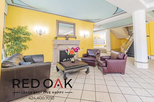 property at 5640 Franklin Ave