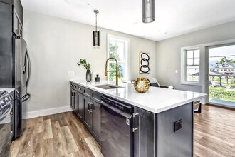 19 W Tremlett St in Boston, MA - Building Photo - Building Photo