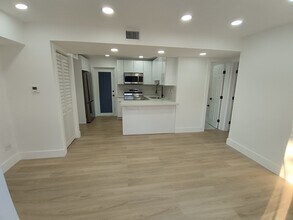 15459 Hayes Ln in Homestead, FL - Building Photo - Building Photo