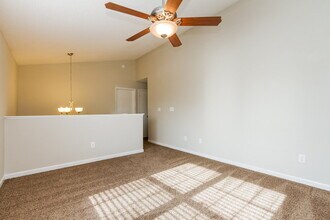 15469 Fawn Meadow Dr in Noblesville, IN - Building Photo - Building Photo