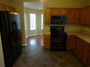 1643 Hawkins Cove Dr E in Jacksonville, FL - Foto de edificio - Building Photo