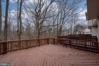 20821 Shamrock Glen Cir in Germantown, MD - Building Photo - Building Photo