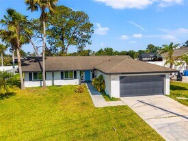 6070 Denver St NE in St. Petersburg, FL - Building Photo