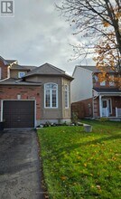 1725 Woodgate Trail in Oshawa, ON - Building Photo - Building Photo