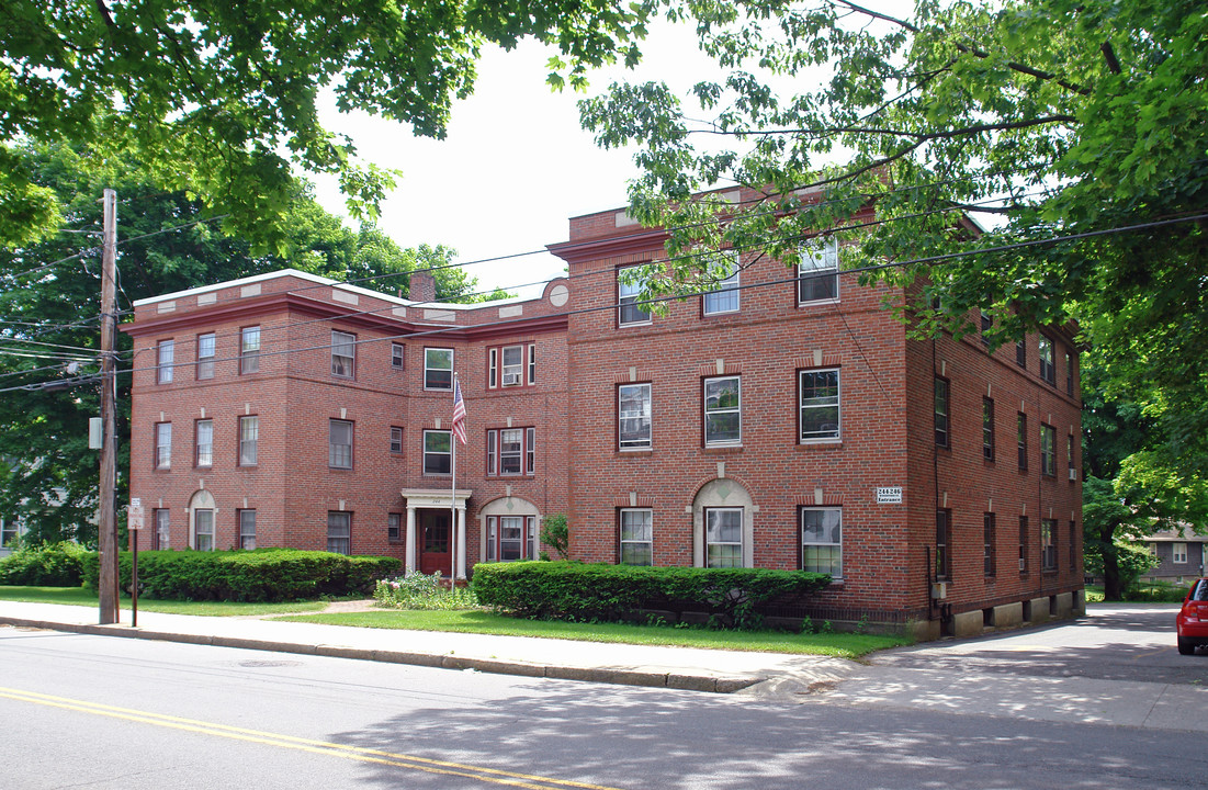 Plymouth Court Apartments in Portland, ME - Building Photo