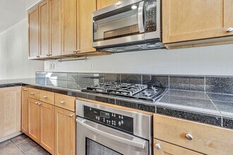 901 Font Ter in San Jose, CA - Building Photo - Building Photo