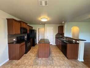 7819 Woodbury Dr in Temple, TX - Building Photo - Building Photo