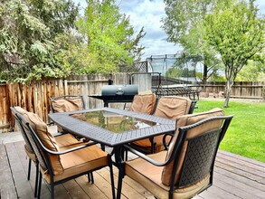 3403 Ridgecrest Dr in Reno, NV - Building Photo - Building Photo