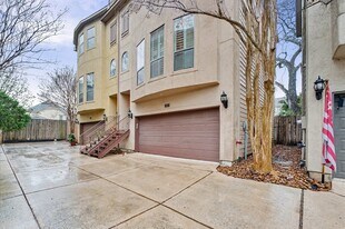 584 Bomar St in Houston, TX - Building Photo