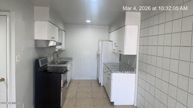 2026 W Cactus Rd in Phoenix, AZ - Building Photo - Building Photo