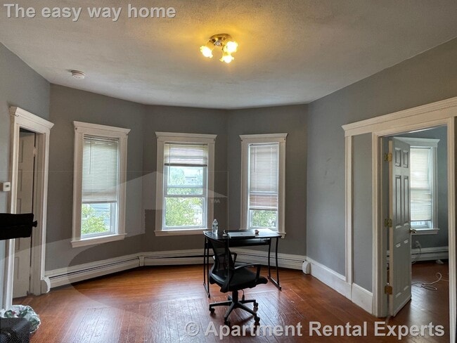97 Morrison Ave, Unit 2 in Somerville, MA - Building Photo - Building Photo