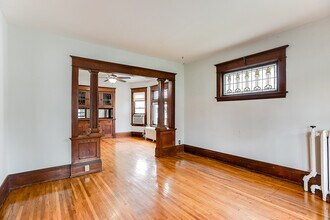 1303 Englewood Ave in St. Paul, MN - Building Photo - Building Photo
