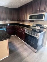 46 N Main St in North Hampton, OH - Building Photo - Building Photo