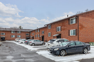 Carriage House in Syracuse, NY - Building Photo - Building Photo