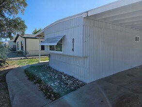 814 Glen Dr in Bullhead City, AZ - Building Photo - Building Photo