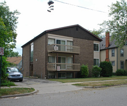 1026 Vaughn St in Ann Arbor, MI - Building Photo - Building Photo