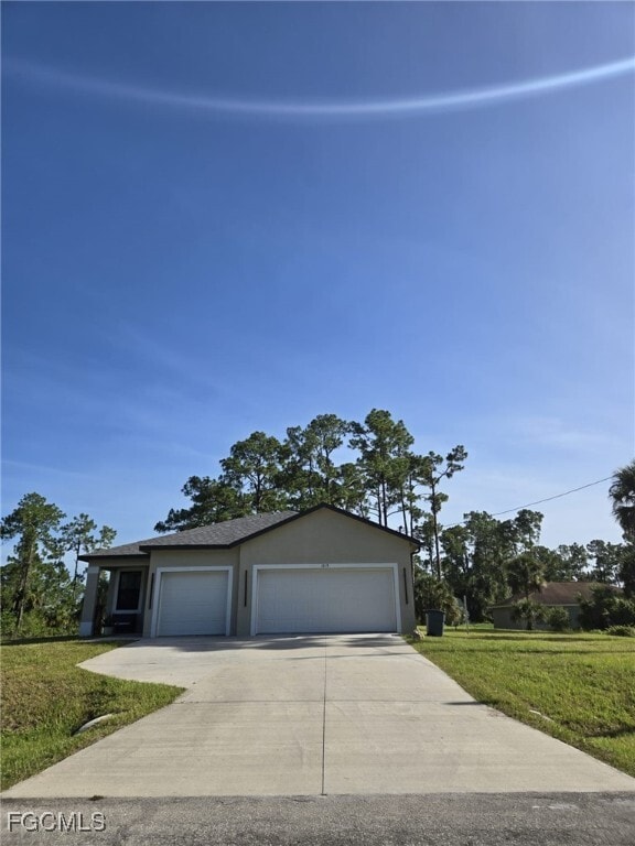 1015 Balboa Ave in La Belle, FL - Building Photo - Building Photo