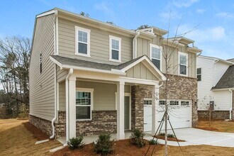 7614 Saffron Ave in Covington, GA - Building Photo - Building Photo