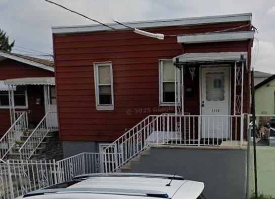 property at 1430 44th St