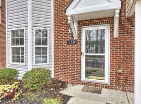 169 Marquis Ct in Matthews, NC - Building Photo
