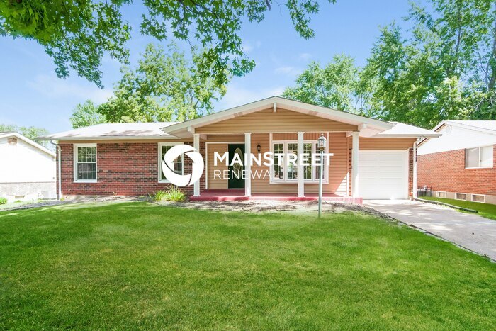 2025 Huntington Dr in Florissant, MO - Building Photo