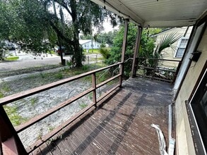 2057 Brackland St in Jacksonville, FL - Building Photo - Building Photo