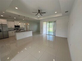 3000 36th St W in Lehigh Acres, FL - Building Photo
