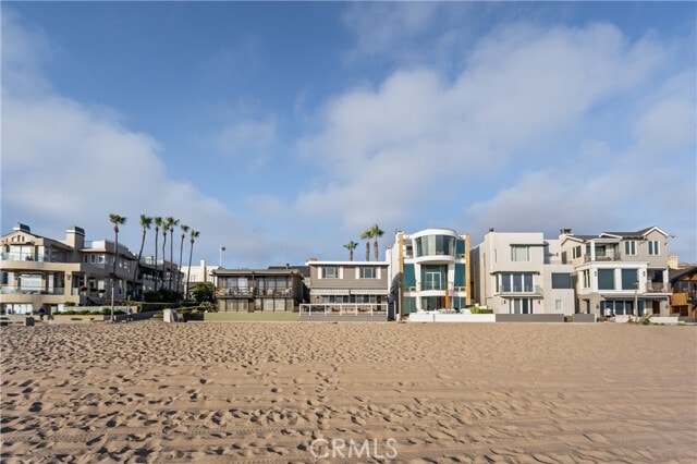 416 The Strand in Manhattan Beach, CA - Building Photo - Building Photo